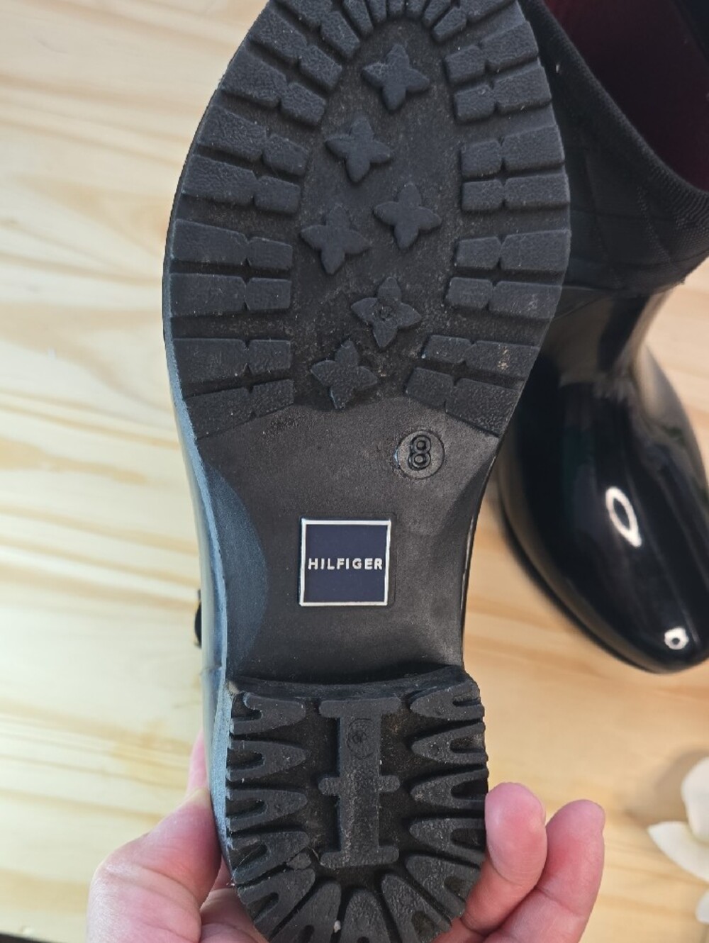 Tommy Hilfiger Black Quilted Short Rain Boots - Picture 4 of 5